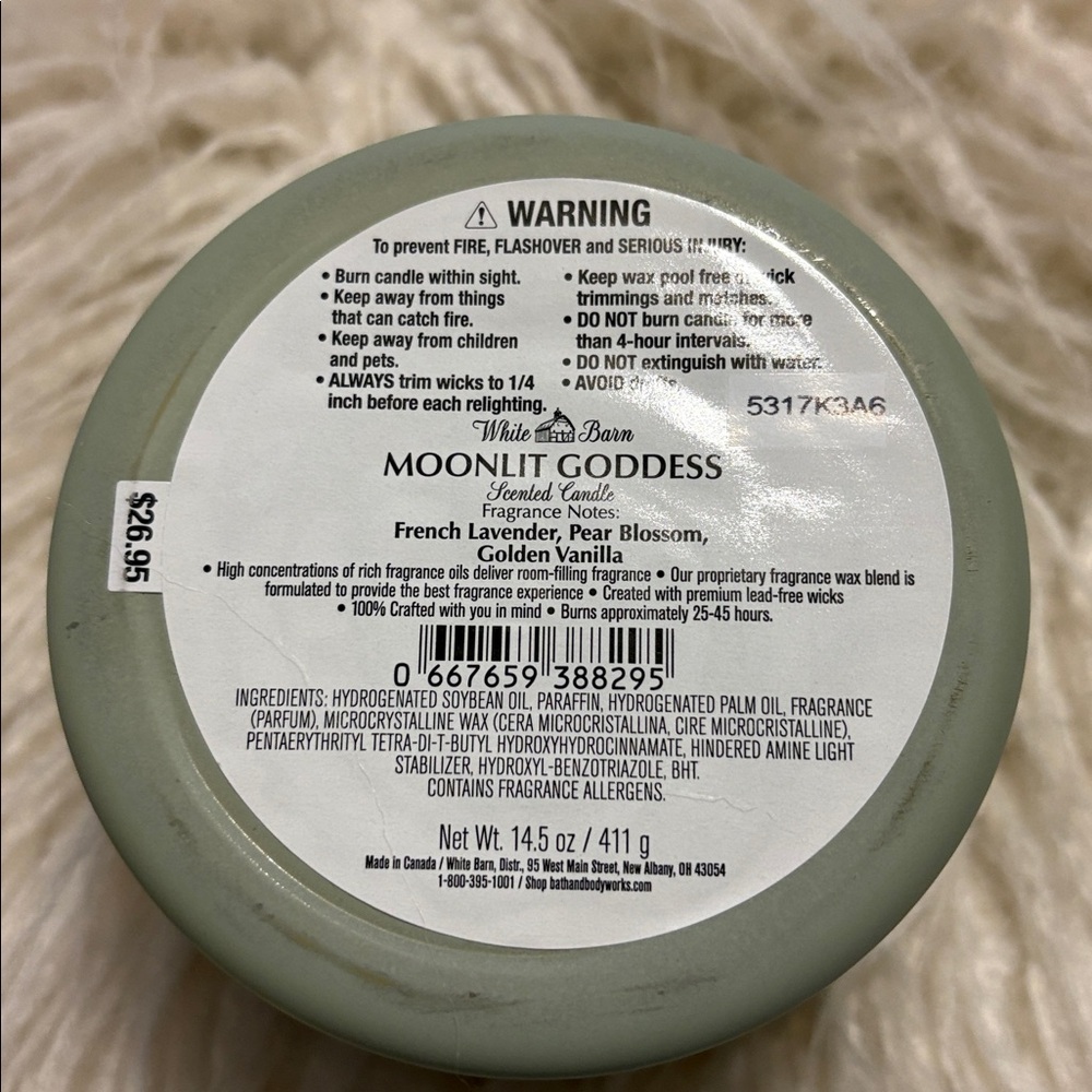 White Barn Moonlit Goddess Candle - Soft Green - Picture 6 of 7
